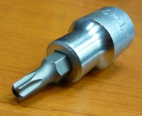 Plug-in head TH20, 1/2 torx drilled