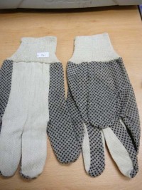 Cotton gloves with anti - slip treatment, size 10