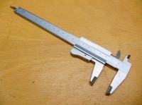 Analog caliper 150mm for left-handers